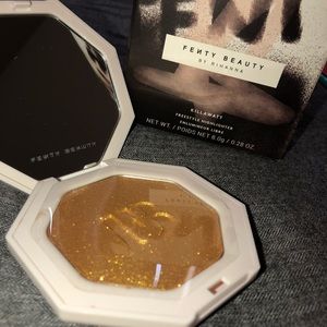 Gently Trophy Wife Highlighter